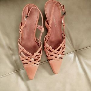 Bandolino Pointed Toe Strappy Sandal Heels Size 6B Salmon